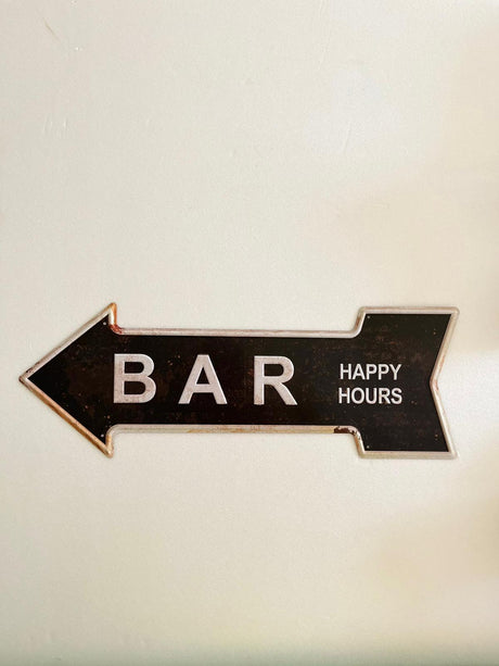 PLAQUE FLECHE MÉTAL HAPPY HOURS 45x15 CM - PLAQUE DECORATIVE - ANIMAUX-RESINE.FR