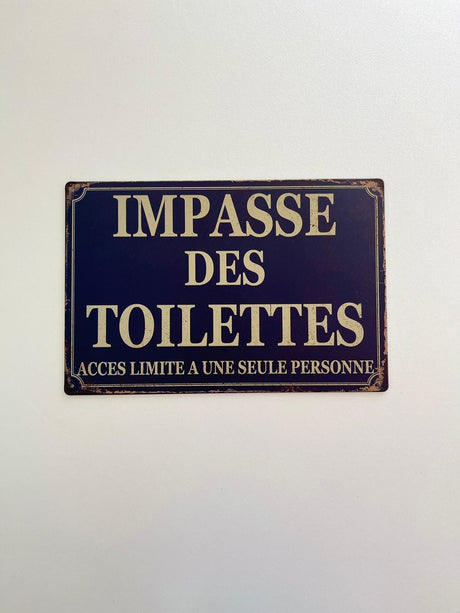 PLAQUE MÉTAL IMPASSE DES TOILETTES 30X20 CM - PLAQUE DECORATIVE - ANIMAUX-RESINE.FR